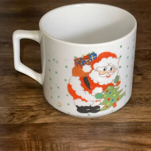 vintage christmas tree / Santa Claus seasonal
Holiday tea ceramic coffee mug cup